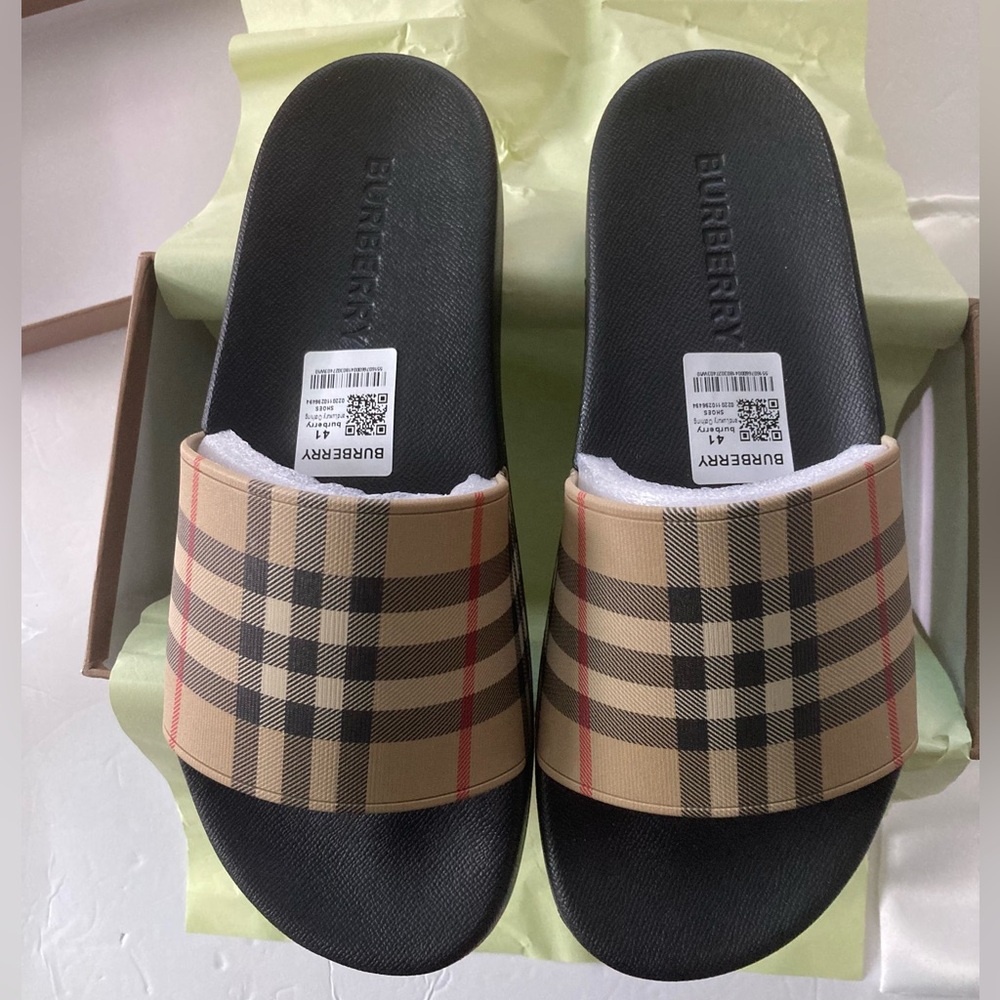 Burberry Womens SZ EU 41 US 10 slides signature Black and Tan Check New in Box